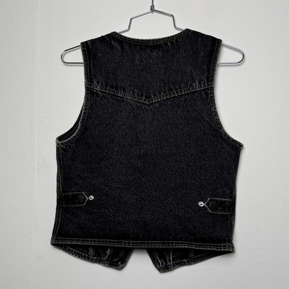 Womens Denim Vest Washed Black Size 6 Pockets Button Front Universal Thread - Picture 5 of 6